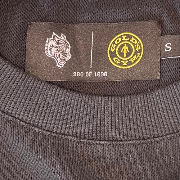 NWOT Black Dark Sport Gold’s Gym Orange Flame Tee (Men’s Size S) - Picture 5 of 5